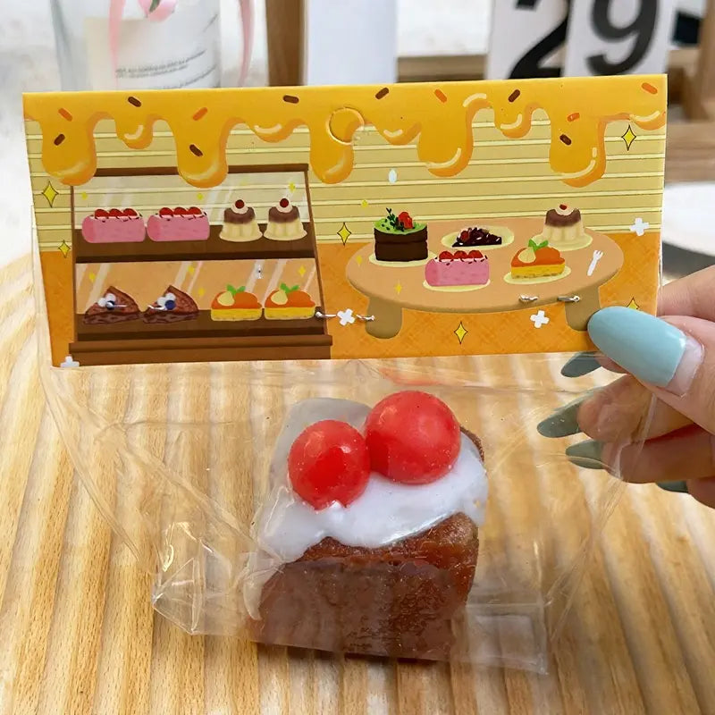 Cake-Shaped Squishy Toys  - simulation squishy toys